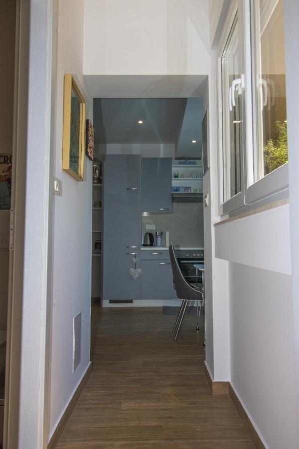 スプリトBrand New 1Br Near Central Station, Old Town, Beach - 3 Minute Walkingアパートメント エクステリア 写真